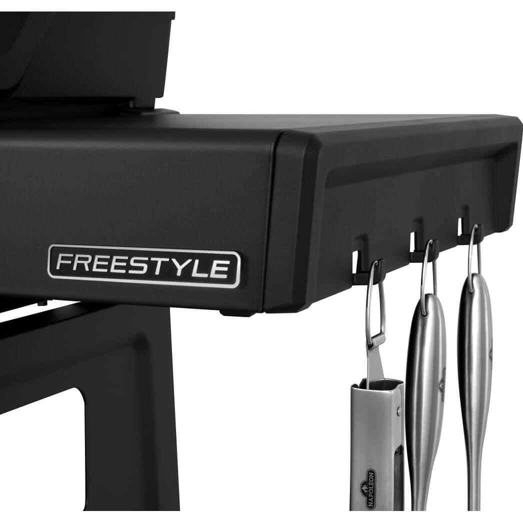  Napoleon Freestyle™ 365 Gas Grill - Natural Gas F365DNMK-1 IMAGE 6