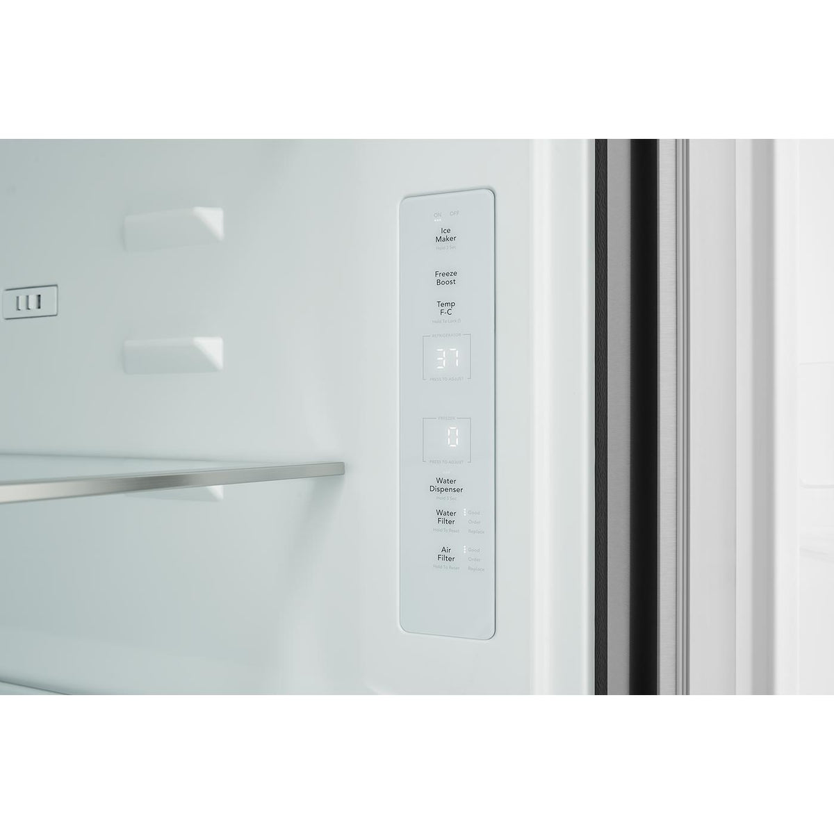  Frigidaire Gallery 30-inch, 20 Cu. Ft. French Door Refrigerator with Ice Maker GRFS2023AF IMAGE 4
