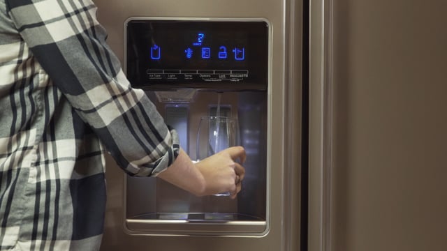  Whirlpool 33-inch, 21.4 cu. ft. Side-By-Side Refrigerator WRS321SDHB EXTERNAL_VIDEO 1