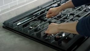  KitchenAid 36-inch Built-in Electric Cooktop with 5 Elements KCED606GBL EXTERNAL_VIDEO 2